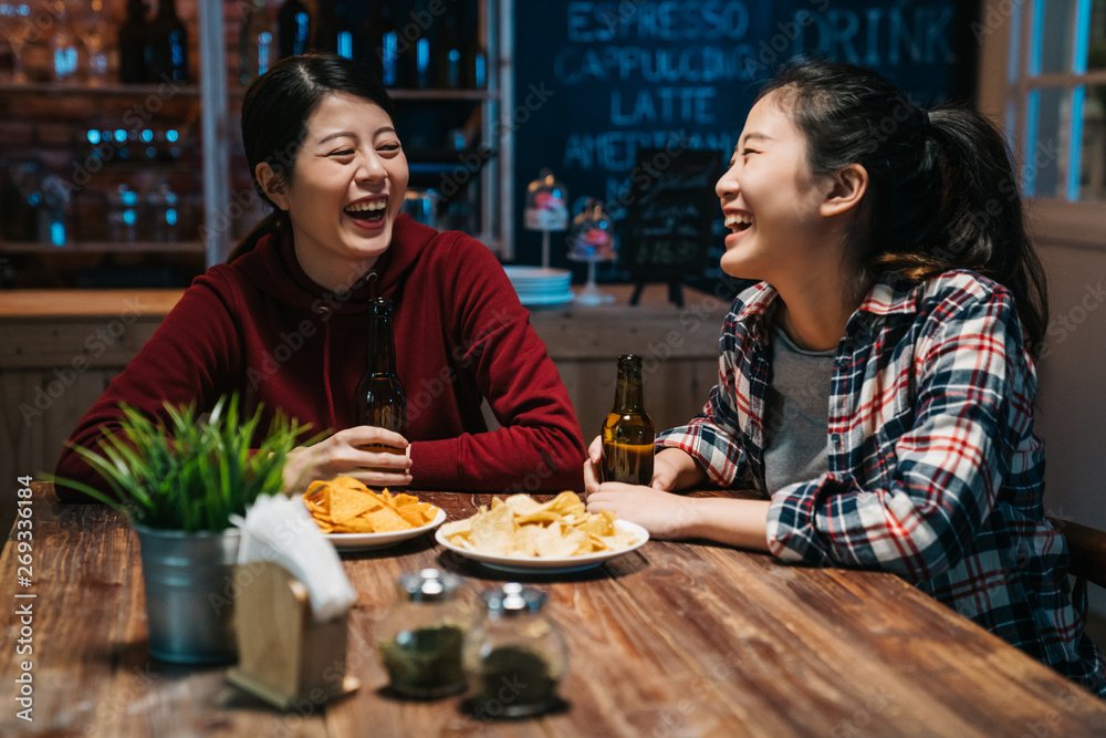Chinese Chat Café